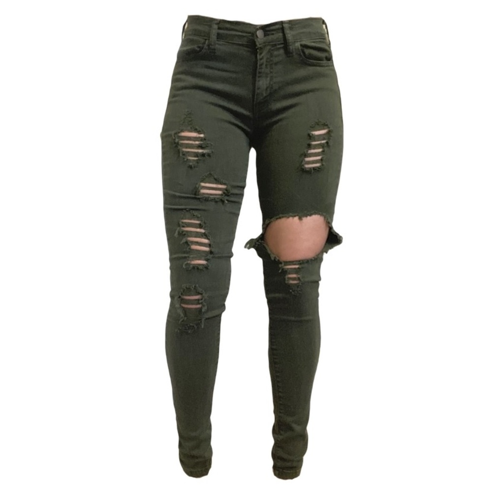 Fashionnova ripped jeans